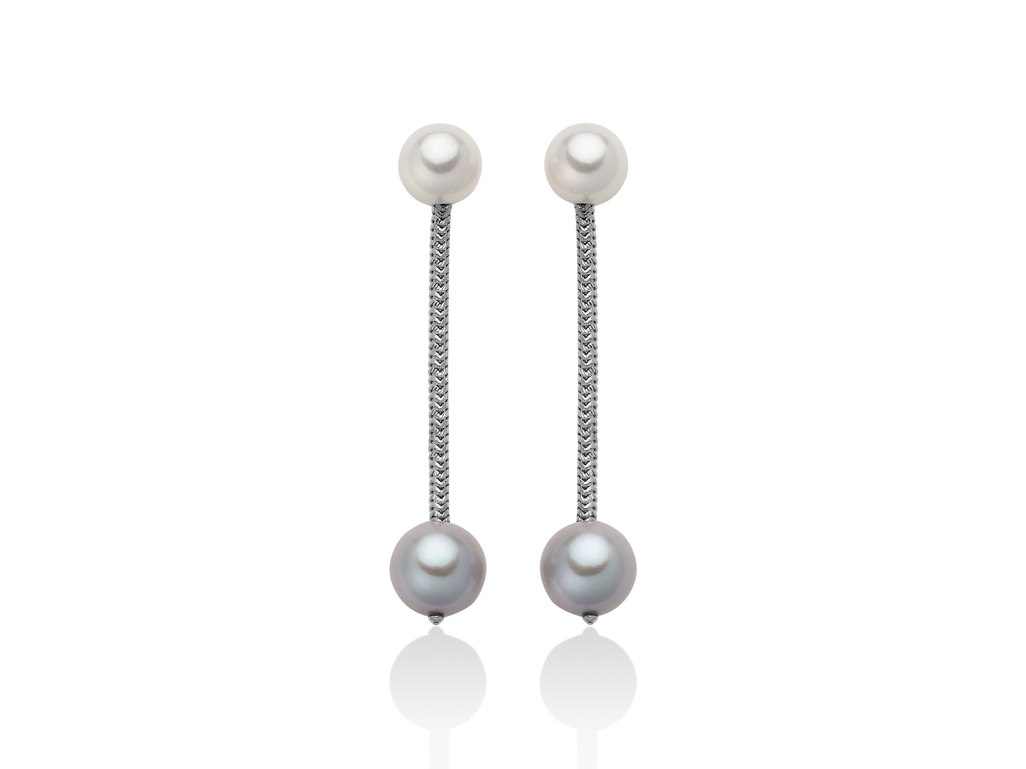 Orecchini in argento con perle bianche e grigie. - PER2345